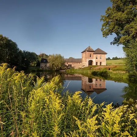 ホテル Chateau De Berlieren
